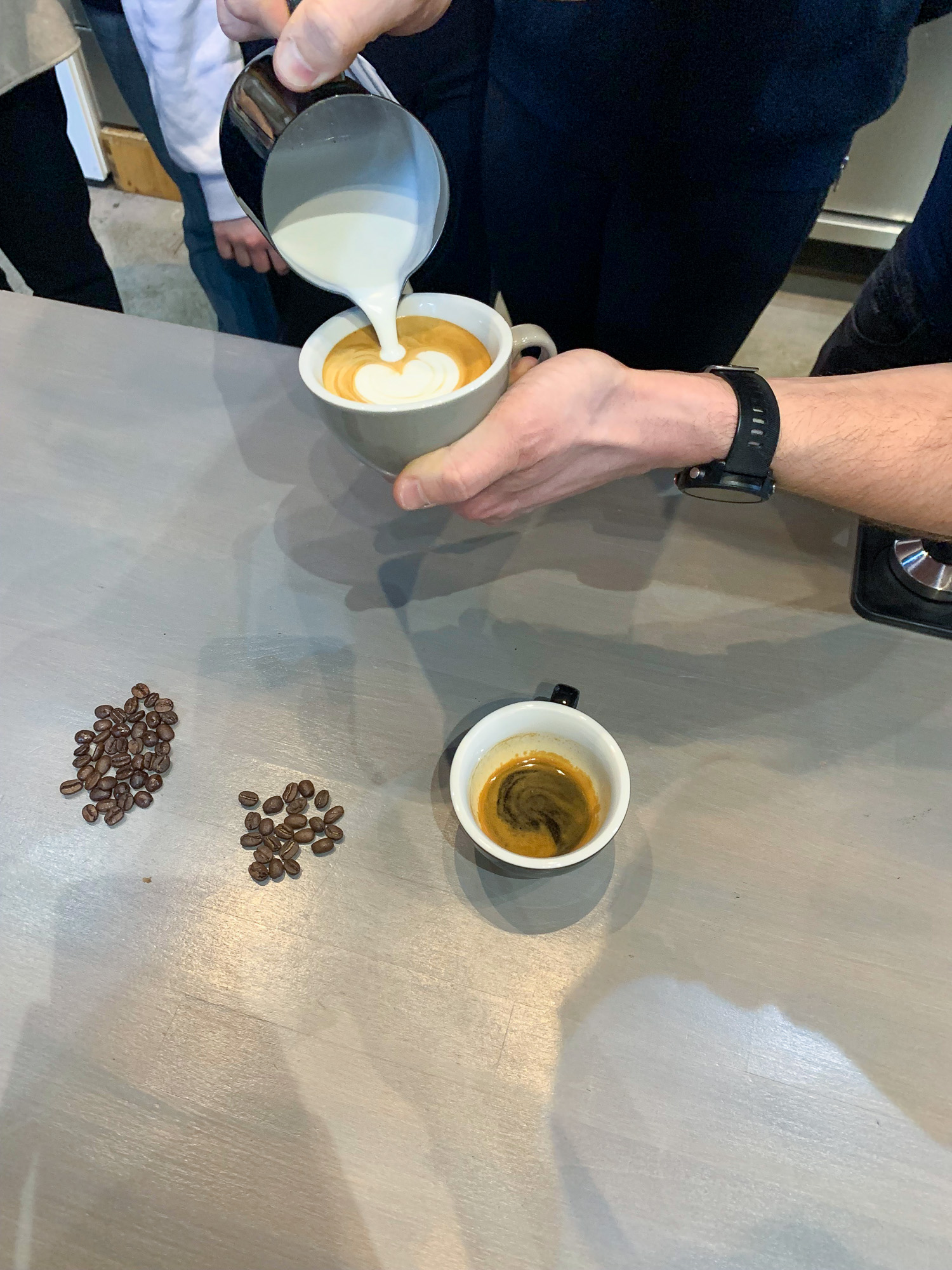 Latte Art Kurs am Vienna Coffee College
